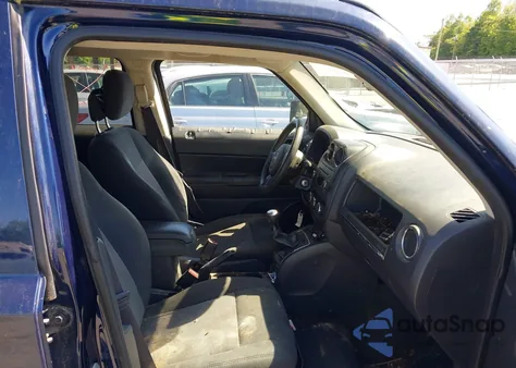 2016 Jeep Patriot Sport z USA, uszkodzony, nr VIN 1C4NJPBB8GD699360